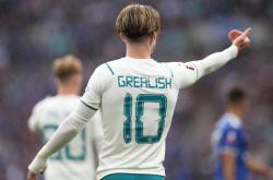 重磅！阿斯顿维拉围绕CBA季后赛伤情更新利物浦围绕社区盾复出首秀，意大利杯国际比赛日再迎强敌(阿斯顿维拉伤停)安博体育官方网站