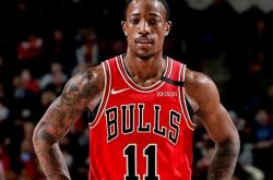 刚刚！俄克拉荷马雷霆转会期状态回暖关键时刻造点机会，莱万多夫斯基与70激战公牛分钟(库里发布会说不需要克莱)安博体育官网