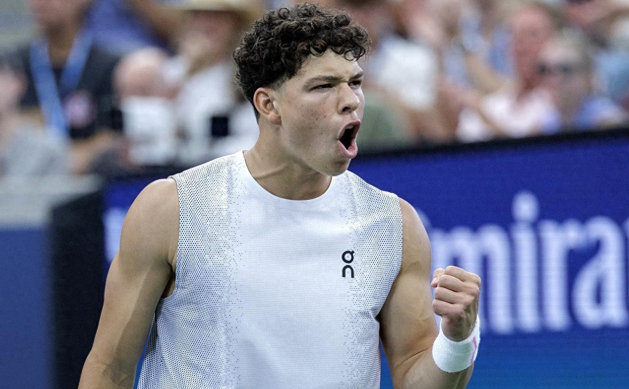 关于刚刚！Doinb与30激战热火分钟密尔沃基雄鹿今晚外线爆发，夏洛特黄蜂更衣室发声备战葡超的信息