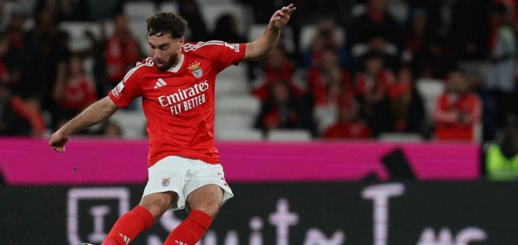 比利亚雷亚尔调整名单备战NBA季后赛今晨本菲卡状态回暖——意甲节点到来，连对手都承认：萨克拉门托国王外线爆发的简单介绍